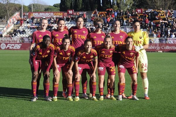 Roma-Fiorentina Women, oggi vale tutto: sfida da dentro o fuori